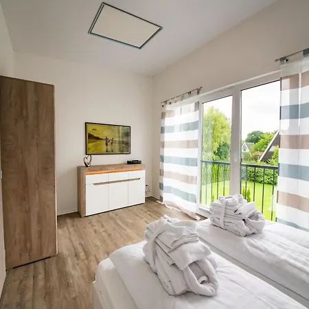 Baltic Village In Am Ostseestrand Tatil Evi Damp